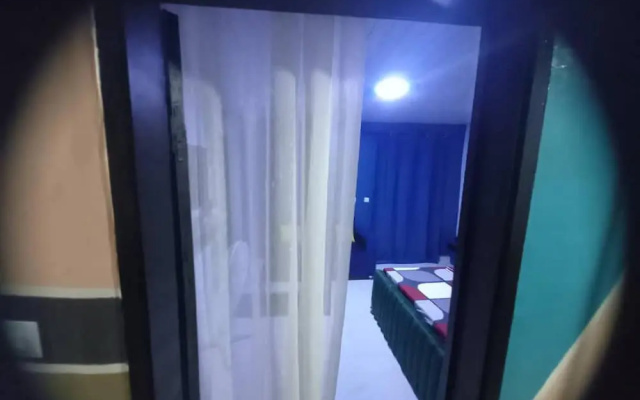 Apartment-sleeps2-parking-petfriendly