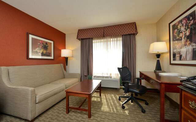 Hampton Inn East Aurora