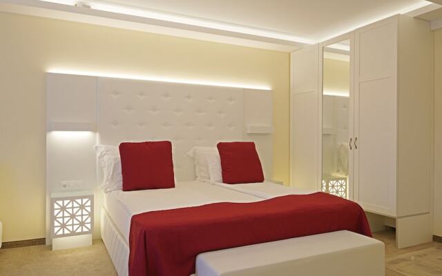 Hotel Perla Beach Luxury