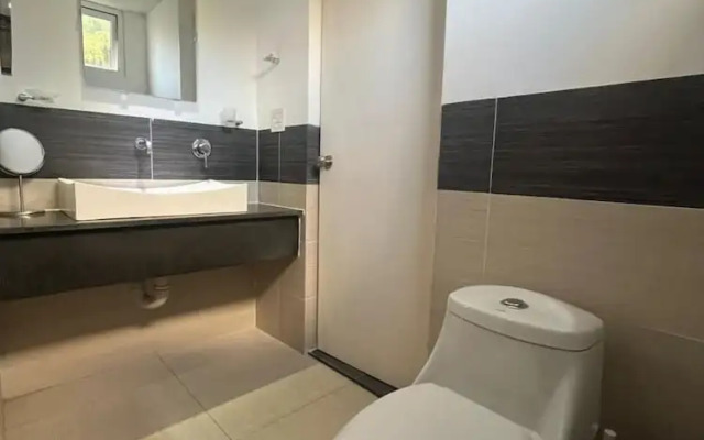 Spacious Unit 1 201