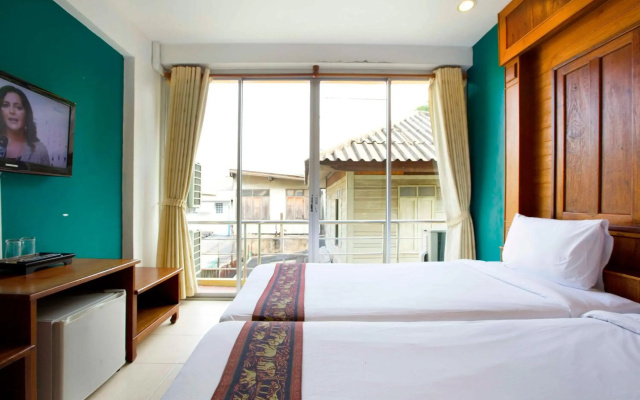 Lamphu Tree House Boutique Hotel
