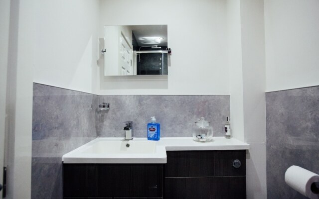 Cloud 89 Service Apartments