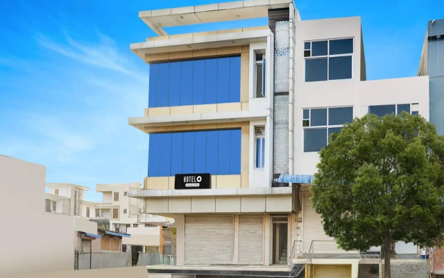 OYO 26462 Hotel Yatrik