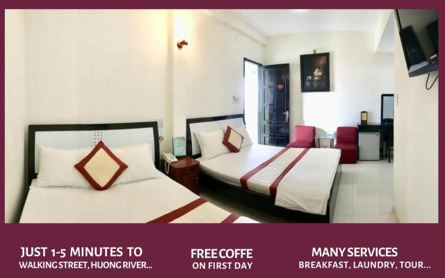 Canary Hotel Hue