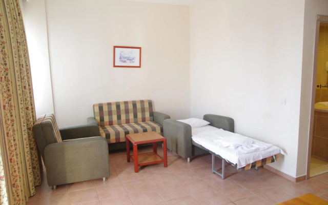 Club Sidar - Image 3
