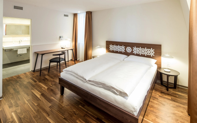 Hotel Schweizerhof Basel - Image 4