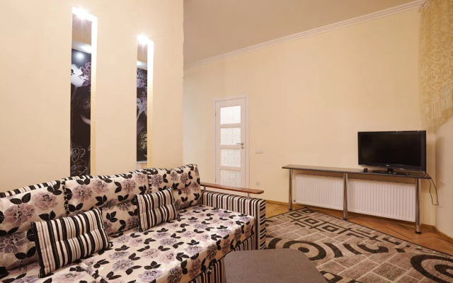 Two bedrooms at the center on Kulisha