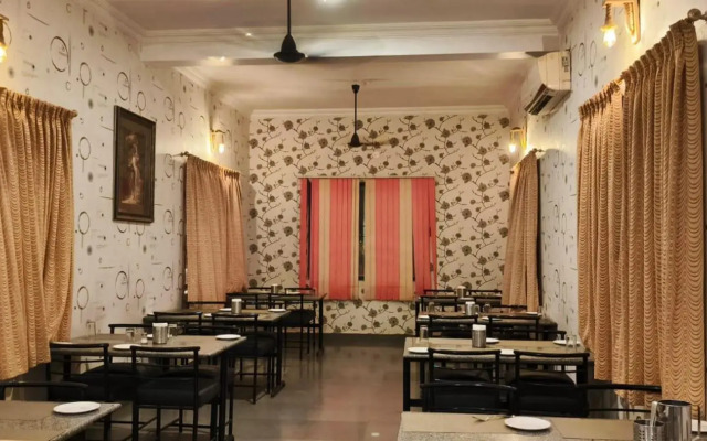 Hotel Shiva Sangam Residency