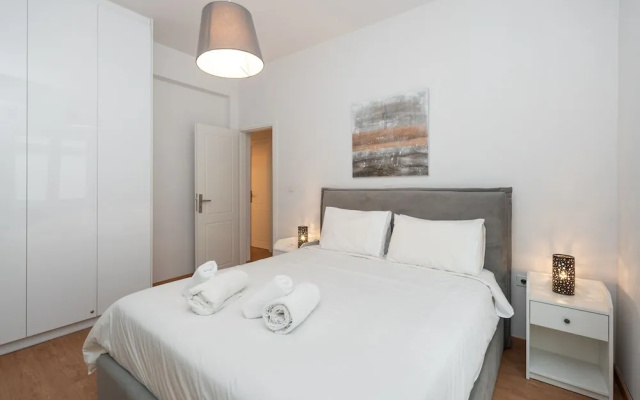 Modern Family Apartment near Acropolis