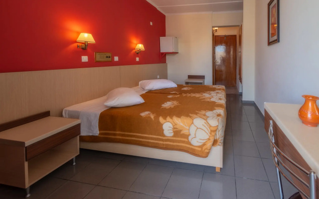Dimitris Paritsa Hotel