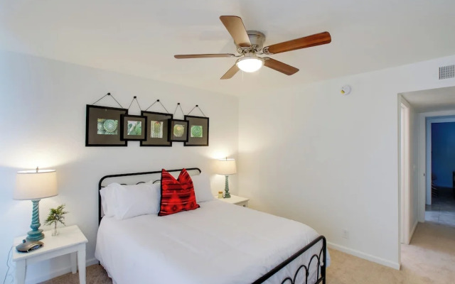 Phoenix Home: Golf, Hike, & Explore Downtown!