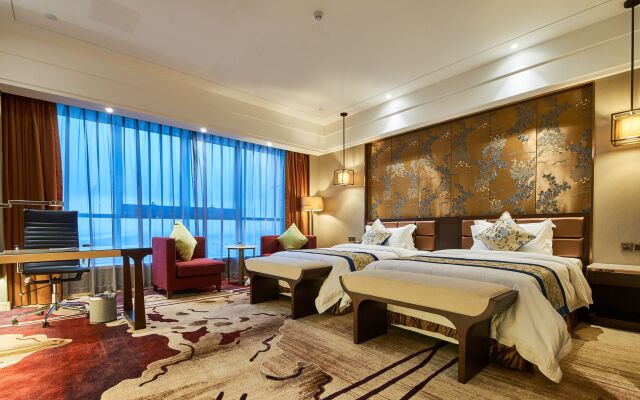 Huayu Landmark Hotel