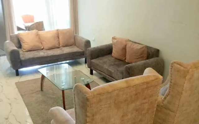 Stay.Plus Sandalwood Apartment Kilimani