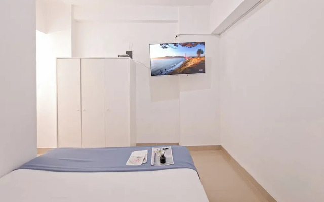 Simply Look 2Br Apartment Poris 88