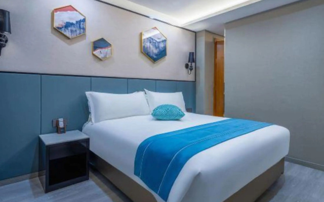 Unitour Hotel (Sichuan Police College)