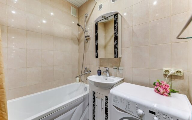 Home4day на ул. Марата