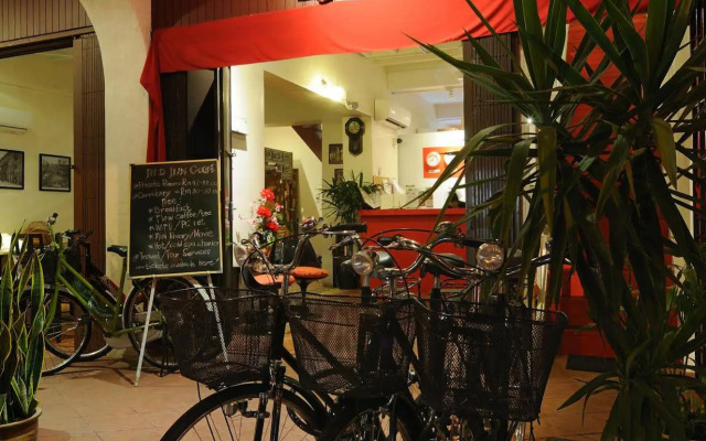 Red Inn Court - Hostel