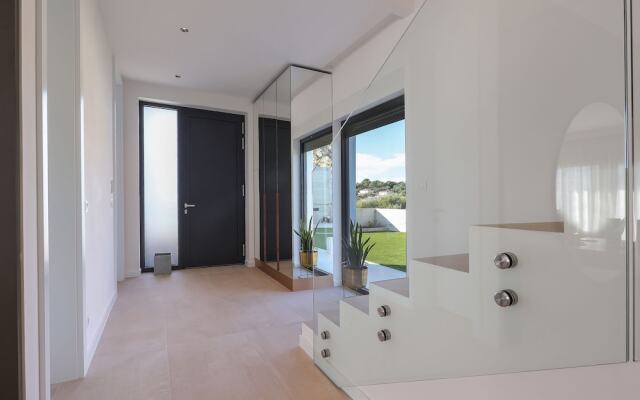 Luxury Villa del Sol