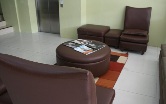Sampaguita Suites Plaza Garcia