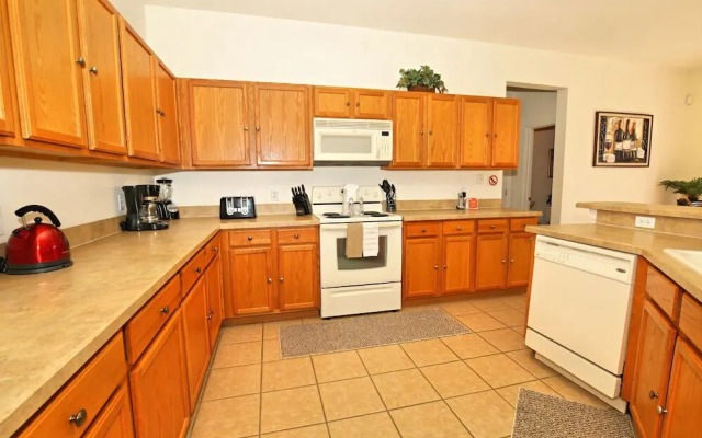 Bay Leaf Villa 103bll