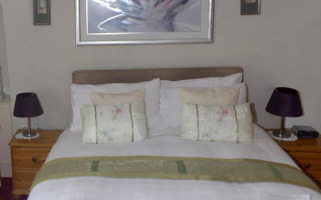 Marlborough House Hotel