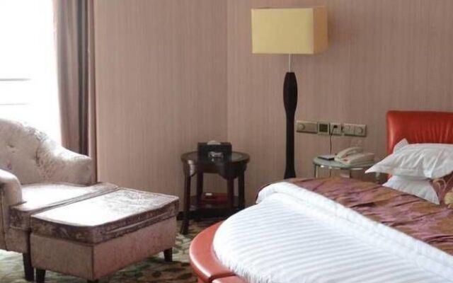 Yinchuan Juli Six Red Hotel