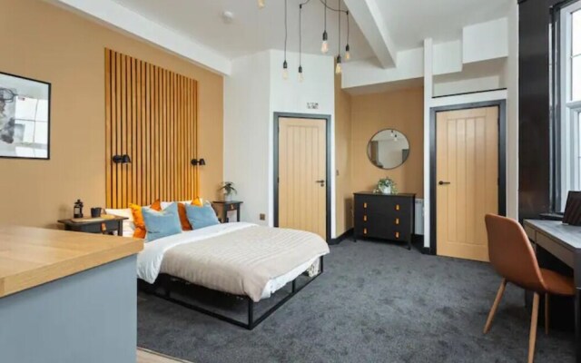 OnPoint -MODERN Studio Apt City Centre