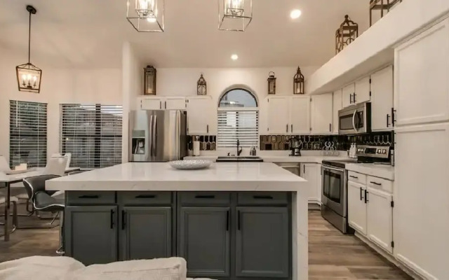 Fully Renovated Kierland Retreat W/pool & 4-bdrms!