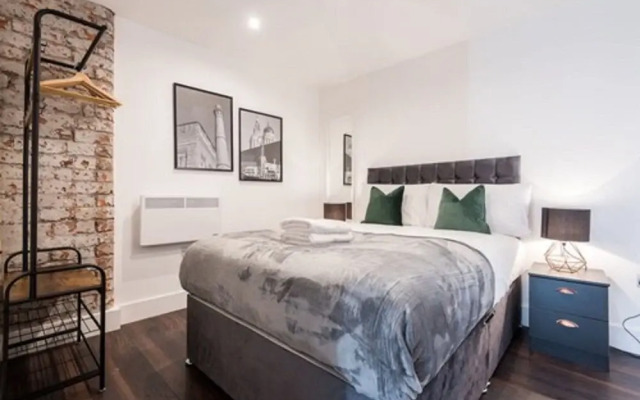 Prestige STAY Aparthotel - 42 Stanley Street Party Apartments