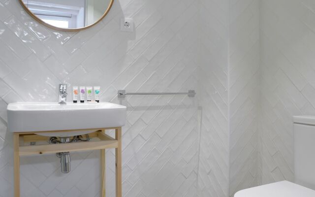 NQN Aparts & Suites Madrid