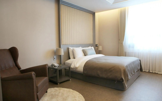 Polaris Hotel