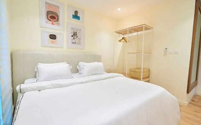 Stone House Apartment