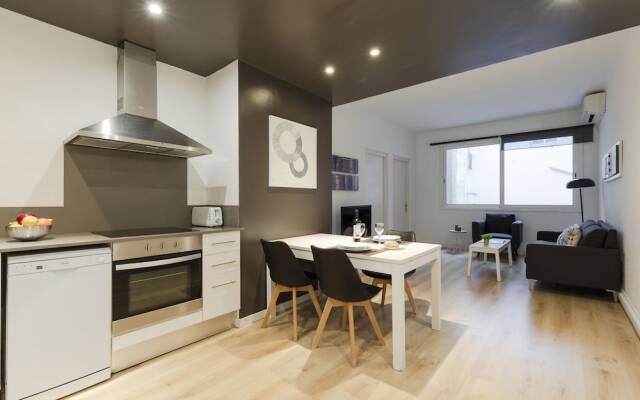 AB Eixample Rosselló Apartment
