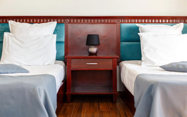 Lira Pacific Aparthotel