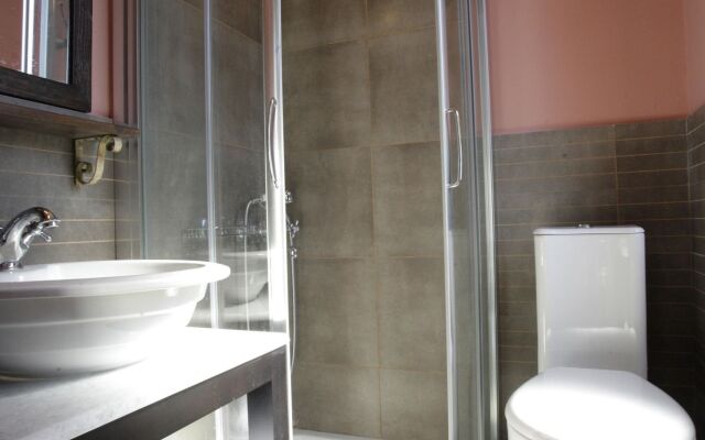 Traditional Hotel  IANTHE