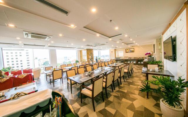 Le Saigon Hotel