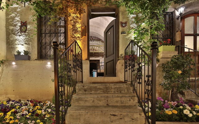 Shah Mat Hotel