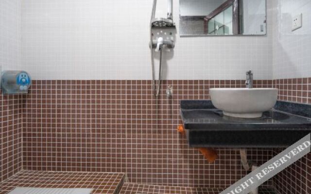 阳朔奥斯卡假日酒店