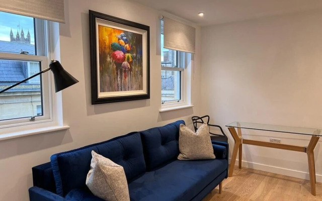 Chapel - Central Studio Apartment