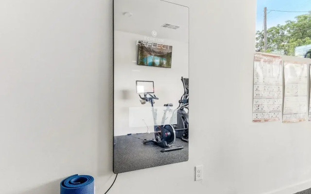 Downtown Modern Bungalow