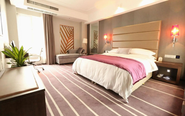 Xingtai conifer fern Hotel