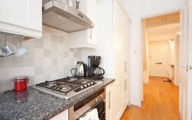 Beautiful 1-bed Apartment in Kensington, London