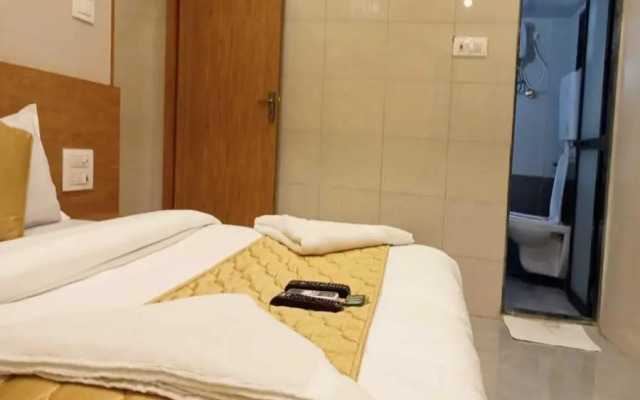 Hotel New Sarah Inn, Andheri West