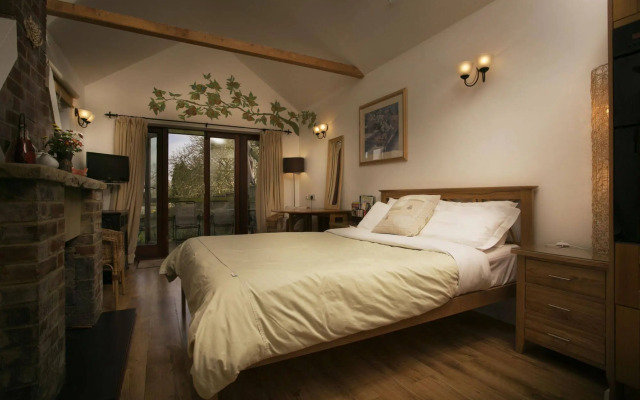 Iffin Farmhouse Accommodation