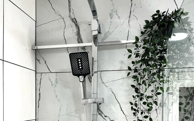 Birmingham City 2 Bedroom Apartment - Free Parking