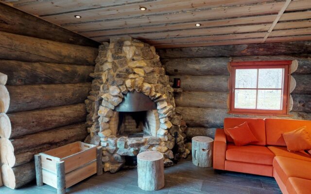 Kakslauttanen Arctic Resort