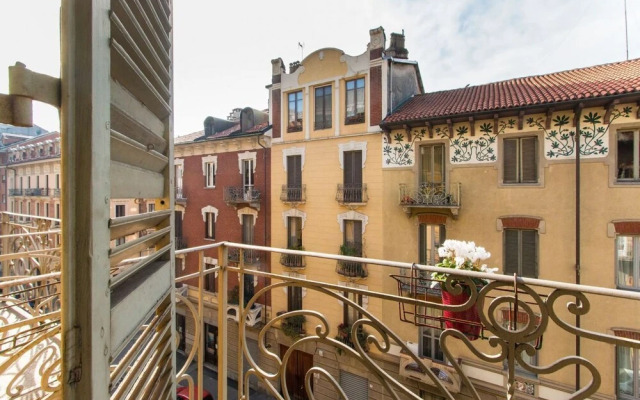 Bright Mini Apartment Valentino