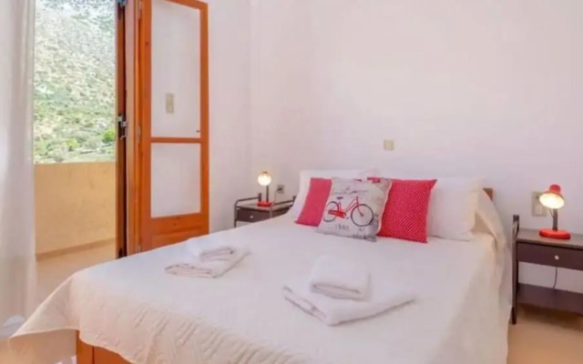 Luxurious Villa Kardi a Small Paradise