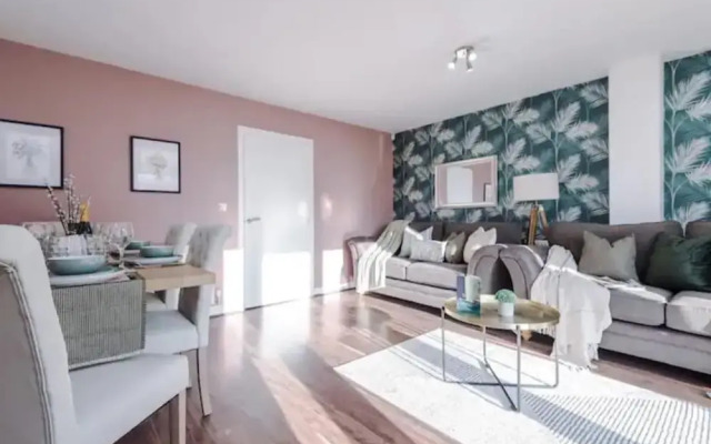 Manchester Oasis Retreat - 4 Bedroom House