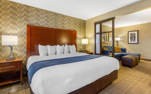 Comfort Inn & Suites Logan International Airport